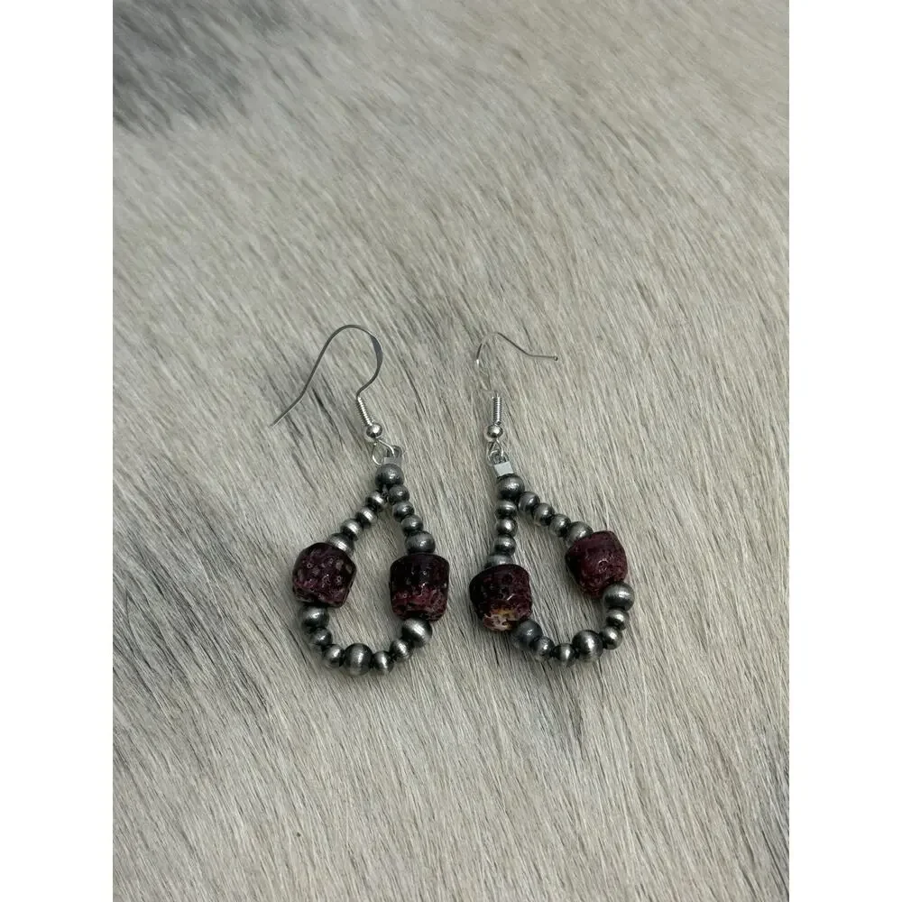 Native American Sterling Silver 8mm Purple Spiny Navajo Pearl Hoop Earrings